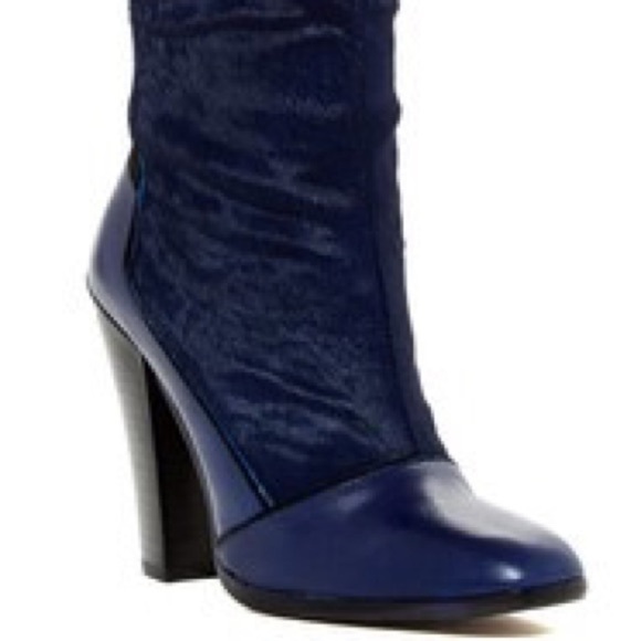 10 Crosby Carmen Boot - Picture 3 of 8